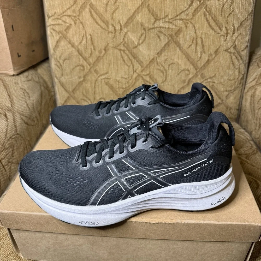ASICS Gel-Kayano 32 Black White 1012B838 Women's Size 11 Running Shoes